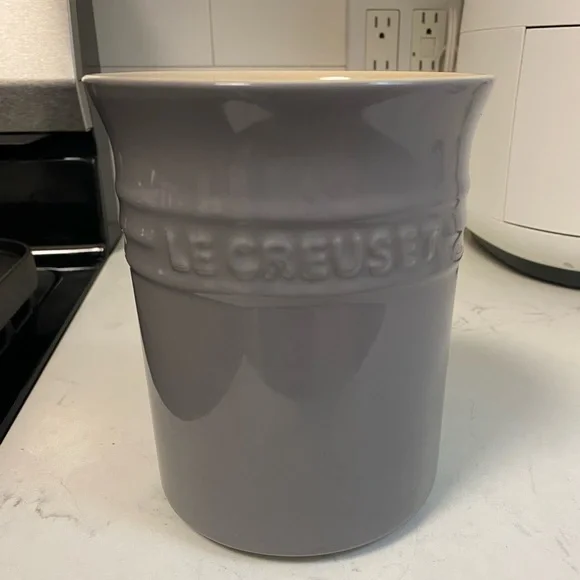 Le Creuset Utensil Crock Holder - Picture 1 of 4